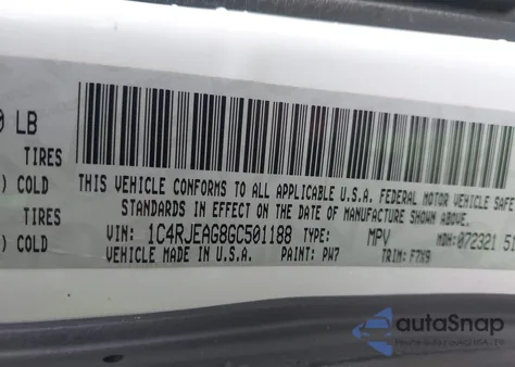 2016 Jeep Grand Cherokee Laredo z USA, uszkodzony, nr VIN 1C4RJEAG8GC501188